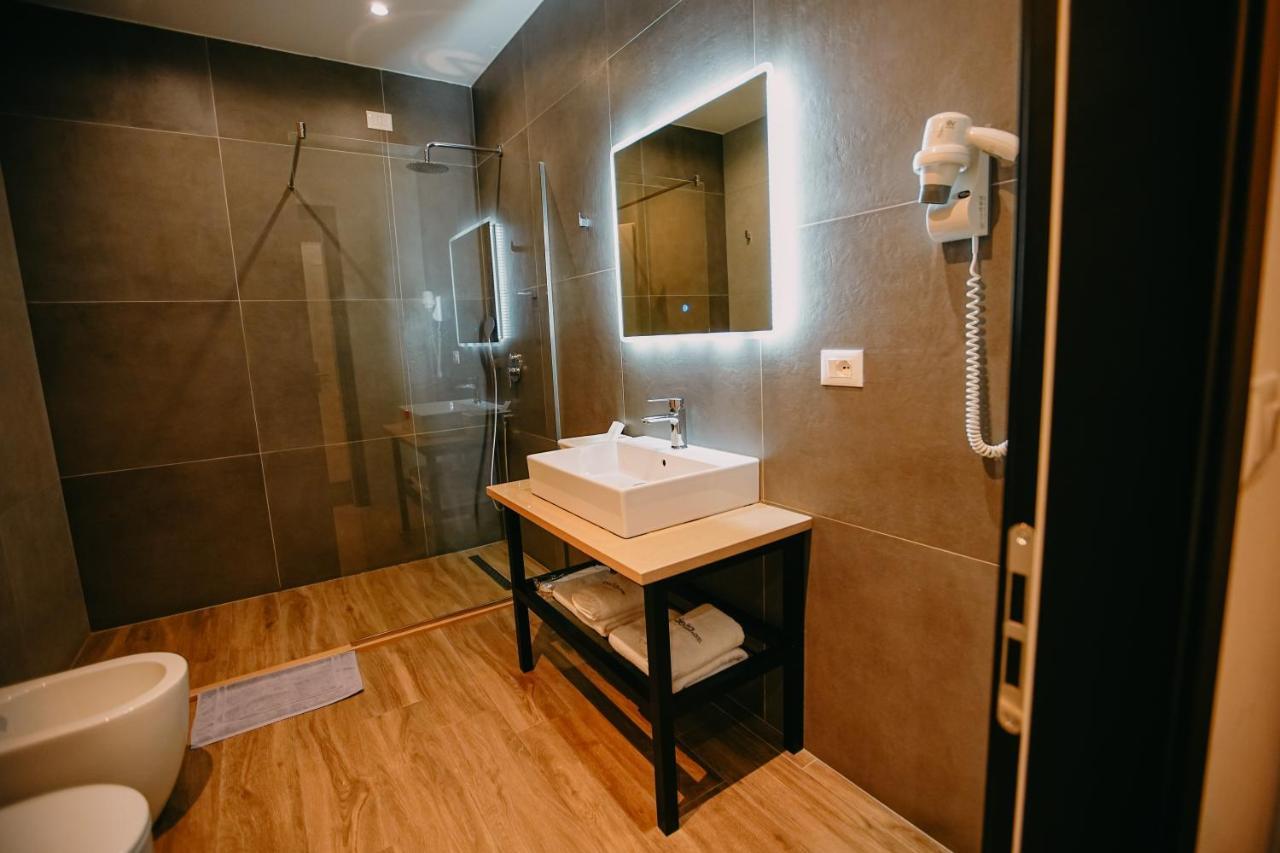 Hotel Delta Premium Durres Luaran gambar